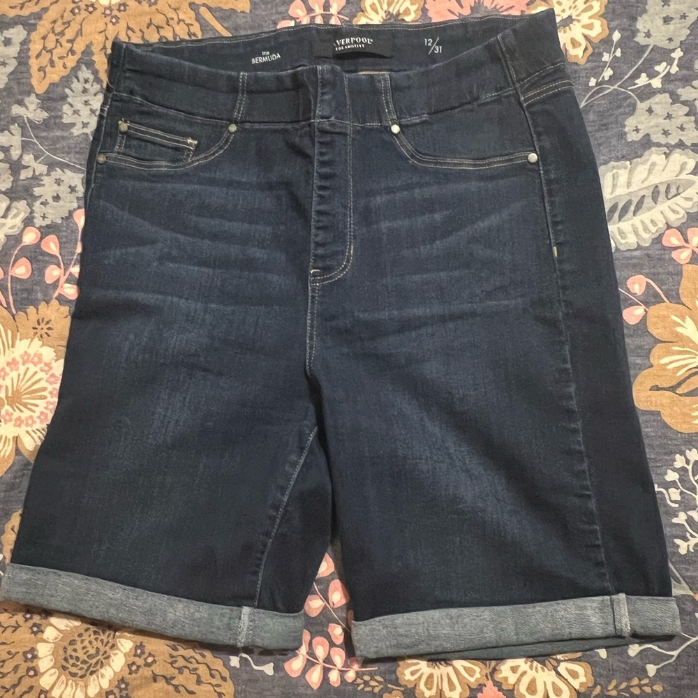 Liverpool Chloe Bermuda Shorts - Sz 12 Stretch